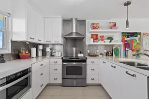 9393 Midnight Pass Rd, Sarasota, FL 34242 - Photo 6