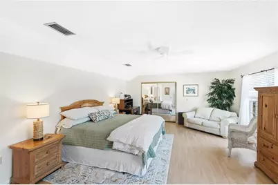 212 85th St, Holmes Beach, FL 34217 - Photo 16