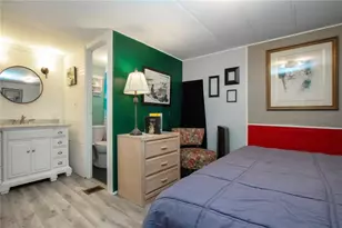 420 49th Street E, Palmetto, FL 34221 - Photo 26