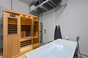 948 Citrus Ave, Sarasota, FL 34236 - Photo 46