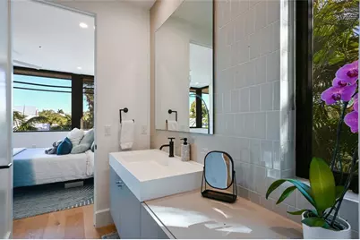 948 Citrus Avenue, Sarasota, FL 34236 - Photo 64