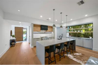 948 Citrus Avenue, Sarasota, FL 34236 - Photo 16