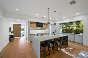 948 Citrus Ave, Sarasota, FL 34236 - Photo 16