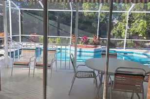 4547 Del Sol Blvd S, Sarasota, FL 34243 - Photo 10