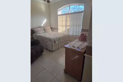 4547 Del Sol Boulevard S, Sarasota, FL 34243 - Photo 6