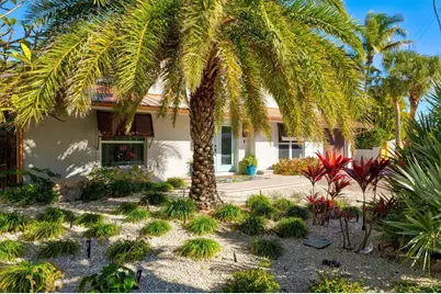 506 58th Street, Holmes Beach, FL 34217 - Photo 8
