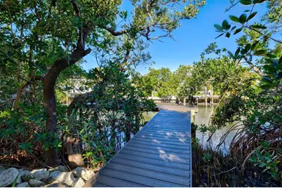 506 58th Street, Holmes Beach, FL 34217 - Photo 8