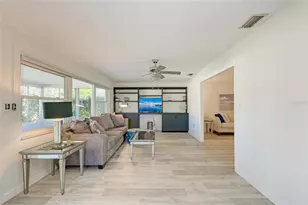 3368 Sheffield Cir, Sarasota, FL 34239 - Photo 12