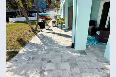 117 140th Avenue E, Madeira Beach, FL 33708 - Photo 10