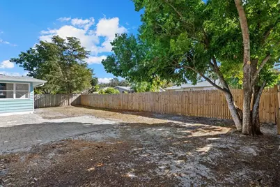 2104 Datura Street, Sarasota, FL 34239 - Photo 34