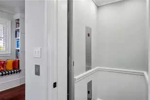 3440 Gulfmead Dr, Sarasota, FL 34242 - Photo 38