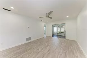 390 301 Blvd W, Bradenton, FL 34205 - Photo 6
