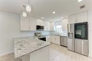 390 301 Blvd W, Bradenton, FL 34205 - Photo 8