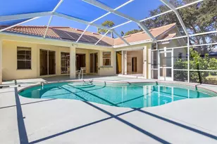 8468 Woodbriar Dr, Sarasota, FL 34238 - Photo 32