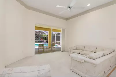 8468 Woodbriar Drive, Sarasota, FL 34238 - Photo 6