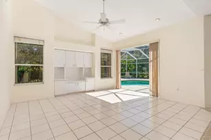 8468 Woodbriar Dr, Sarasota, FL 34238 - Photo 18