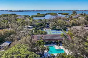 1623 Pelican Cove Rd, Sarasota, FL 34231 - Photo 40