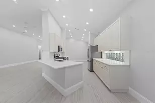 6639 Pebble Beach Way, Lakewood Ranch, FL 34202 - Photo 10