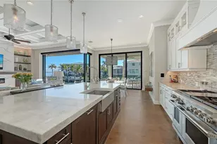 590 Birdie Ln, Longboat Key, FL 34228 - Photo 12