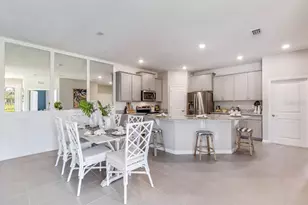 864 157th Ct E, Bradenton, FL 34212 - Photo 4