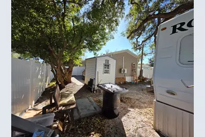 2000 Palm Street, Saint Cloud, FL 34769 - Photo 10