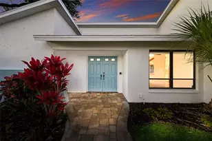 5424 America Dr, Sarasota, FL 34231 - Photo 10