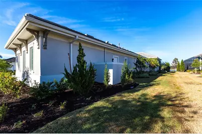 8497 Pavia Way, Bradenton, FL 34202 - Photo 72