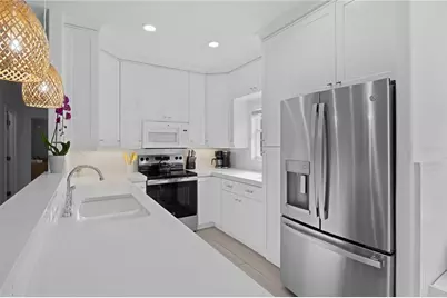 307 Spring Avenue, Anna Maria, FL 34216 - Photo 12