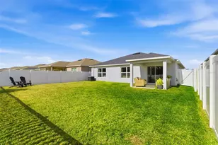 3565 74th Ave Circle E, Sarasota, FL 34243 - Photo 40