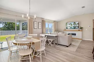 3565 74th Ave Circle E, Sarasota, FL 34243 - Photo 10