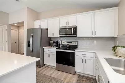 3565 74th Avenue Circle E, Sarasota, FL 34243 - Photo 16