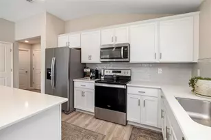 3565 74th Ave Circle E, Sarasota, FL 34243 - Photo 16