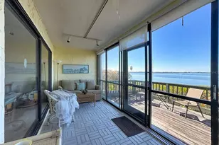 1511 Pelican Point Dr, Sarasota, FL 34231 - Photo 26