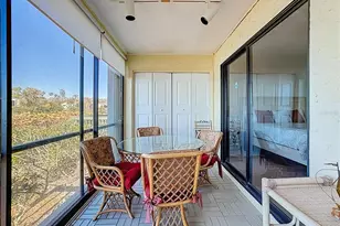 1511 Pelican Point Dr, Sarasota, FL 34231 - Photo 24