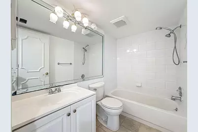 1511 Pelican Point Drive #BA180, Sarasota, FL 34231 - Photo 18