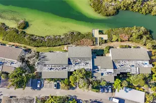 1511 Pelican Point Dr, Sarasota, FL 34231 - Photo 36