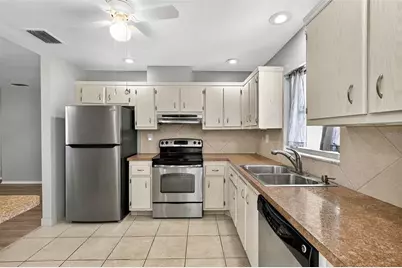 536 Pangola Drive, North Fort Myers, FL 33903 - Photo 8