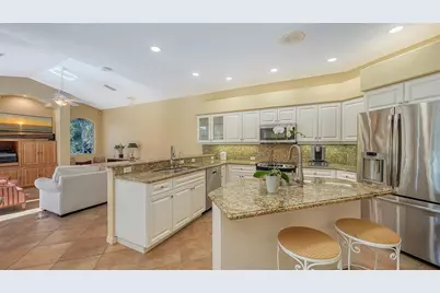 8544 Park Shore Lane, Sarasota, FL 34238 - Photo 14