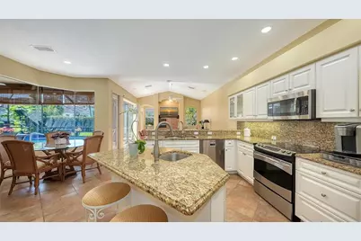 8544 Park Shore Lane, Sarasota, FL 34238 - Photo 16