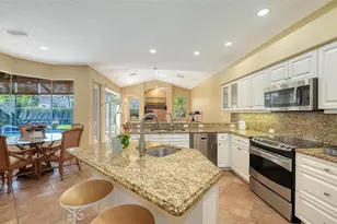 8544 Park Shore Ln, Sarasota, FL 34238 - Photo 16