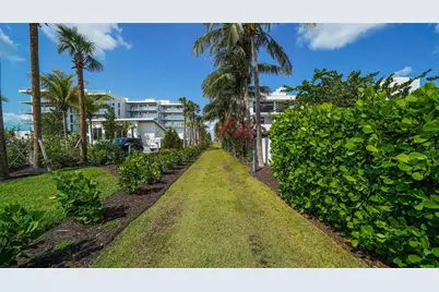 4720 Gulf Of Mexico Drive #Villa 2, Longboat Key, FL 34228 - Photo 66