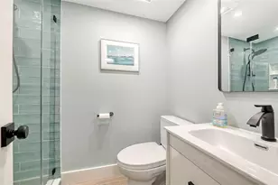 4720 Gulf of Mexico Dr, Longboat Key, FL 34228 - Photo 10