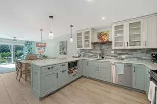 4720 Gulf of Mexico Dr, Longboat Key, FL 34228 - Photo 16