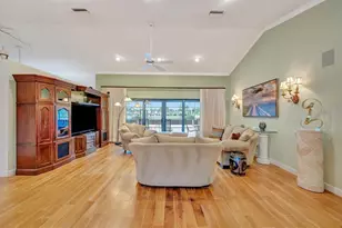 4859 Greencroft Rd, Sarasota, FL 34235 - Photo 8