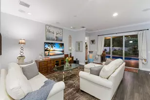 1856 Hyde Park St, Sarasota, FL 34239 - Photo 10