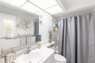 7218 Cloister Dr, Sarasota, FL 34231 - Photo 18