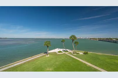 777 John Ringling Boulevard #32, Sarasota, FL 34236 - Photo 10