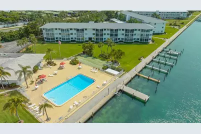 777 John Ringling Boulevard #32, Sarasota, FL 34236 - Photo 34