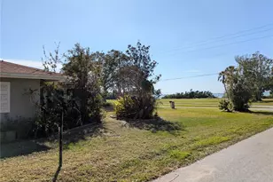 6280 Uplands Blvd, Sarasota, FL 34243 - Photo 26