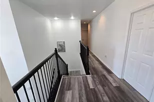 8111 Santa Rosa Ct, Sarasota, FL 34243 - Photo 46